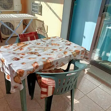 Vue 4 Pers Avec Terrasse 800m